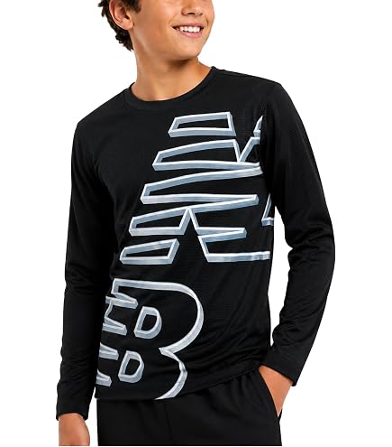 Amazon.com: New Balance Little Boy's Short Sleeve Graphic Tee