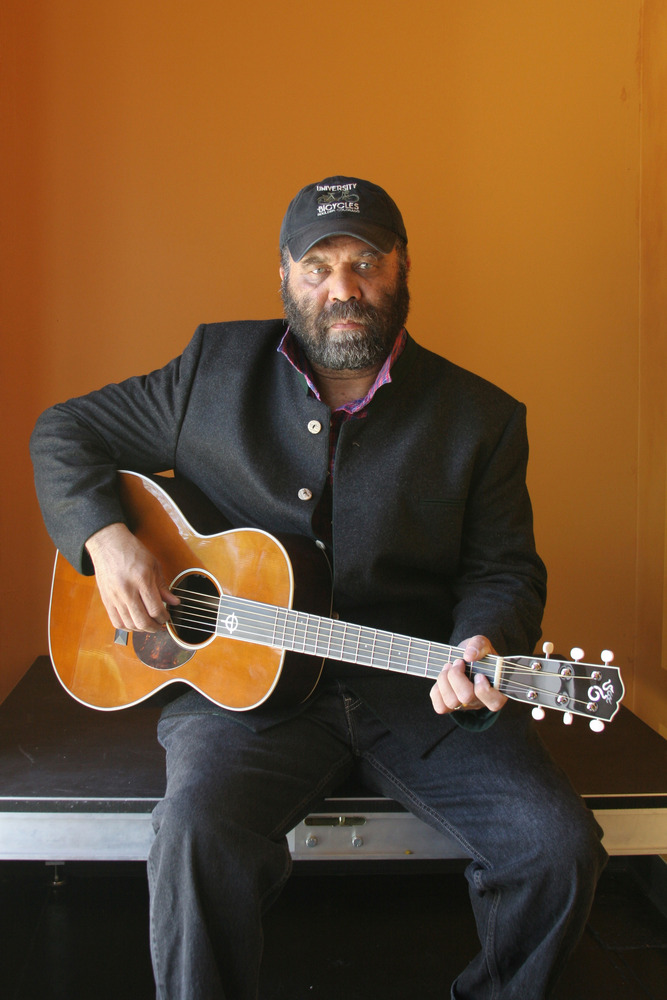 Otis Taylor bei Amazon Music