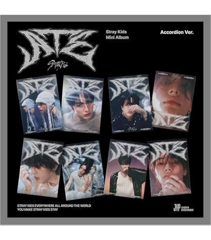 Amazon.com: Stray kids ATE 9th Mini Album ACCORDION 8 Ver Set
