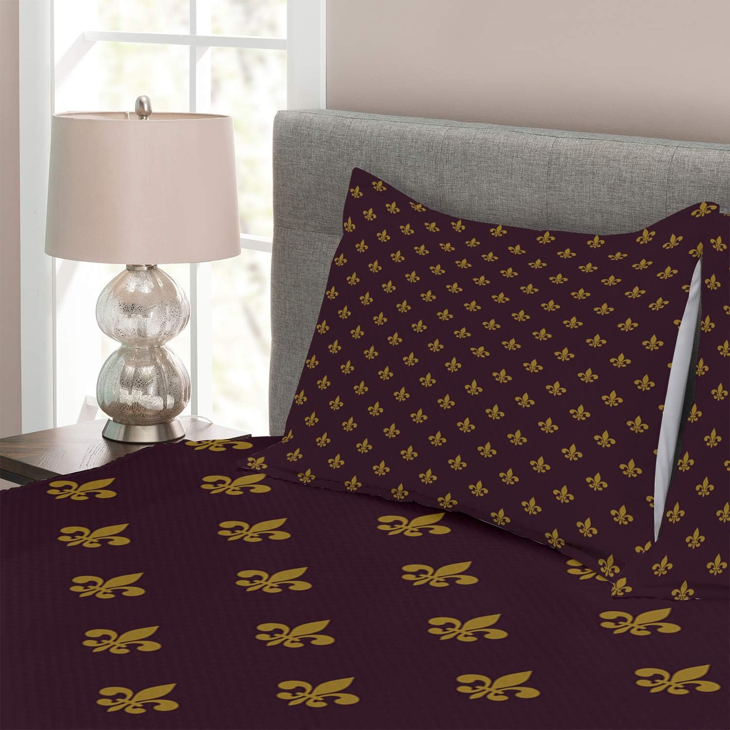 ABAKUHAUS Fleur De Lis Bedspread Set, Royal Pattern, Decorative Quilted 3 Piece Coverlet Set including 2 Pillow Shams, Earth Yellow - Image 3