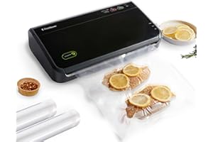 FoodSaver Vacuum Sealer Machine, Automatic Bag Detection, Sous Vide Friendly, with sealer bags, roll, handheld vacuum sealer, black