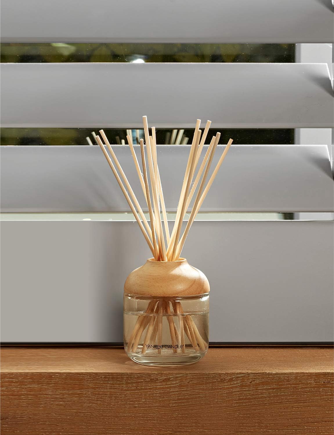 Yankee Candle Reed Diffuser, Pink Sands, 120 ml, Up to 10 Weeks of Fragrance - Image 5