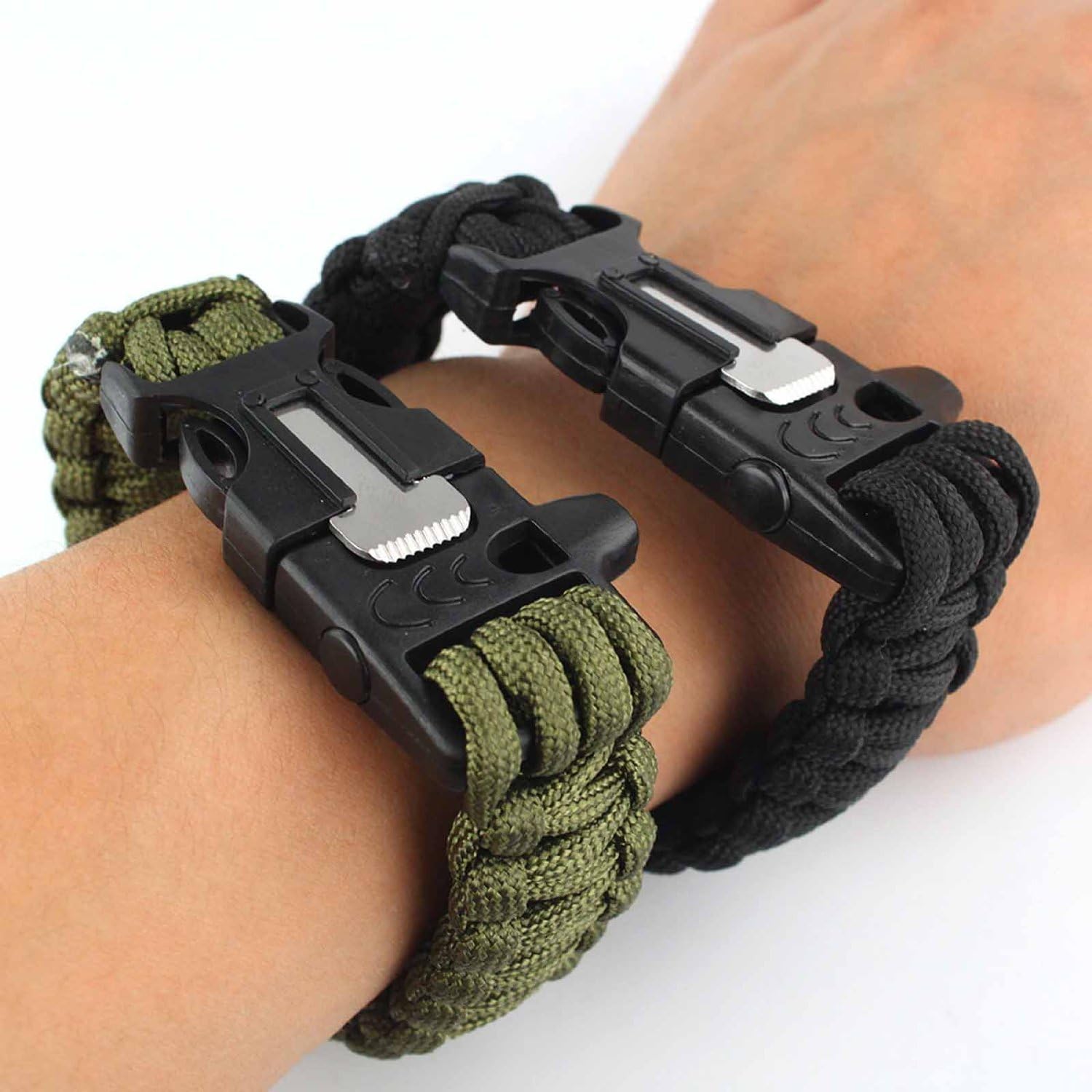 bracciale paracord con bussola