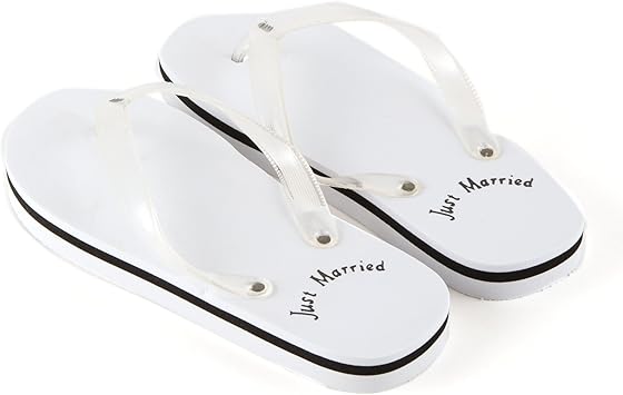 flip flops that leave imprints in the sand