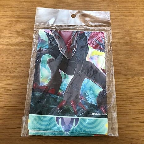 Amazon ポケモン ポケモンセンター ゾロアーク エンテイ スイクン ライコウ ハンカチ タオル ハンドタオル ゾロアークの気配 アニメ 萌えグッズ 通販