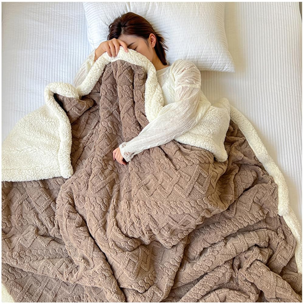 NUODWELL Sherpa Fleece Throw Blanket - Fluffy Fuzzy Double-Sided Soft Warm Jacquard Coral Fleece Blanket for Bed, Sofa, Couch (150 * 200 cm, Coffee)