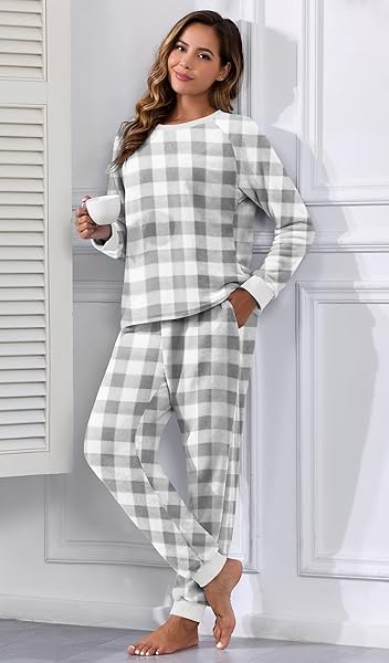 PRINSTORY FLUFFY PAJAMAS FOR WOMEN SOFT FLEECE WARM PAJAMA SET FUZZY PJS WINTER 2 PIECE FLANNEL LOUNGE SETS WITH POCKETS FP-GRAY SMALL PLAID-L