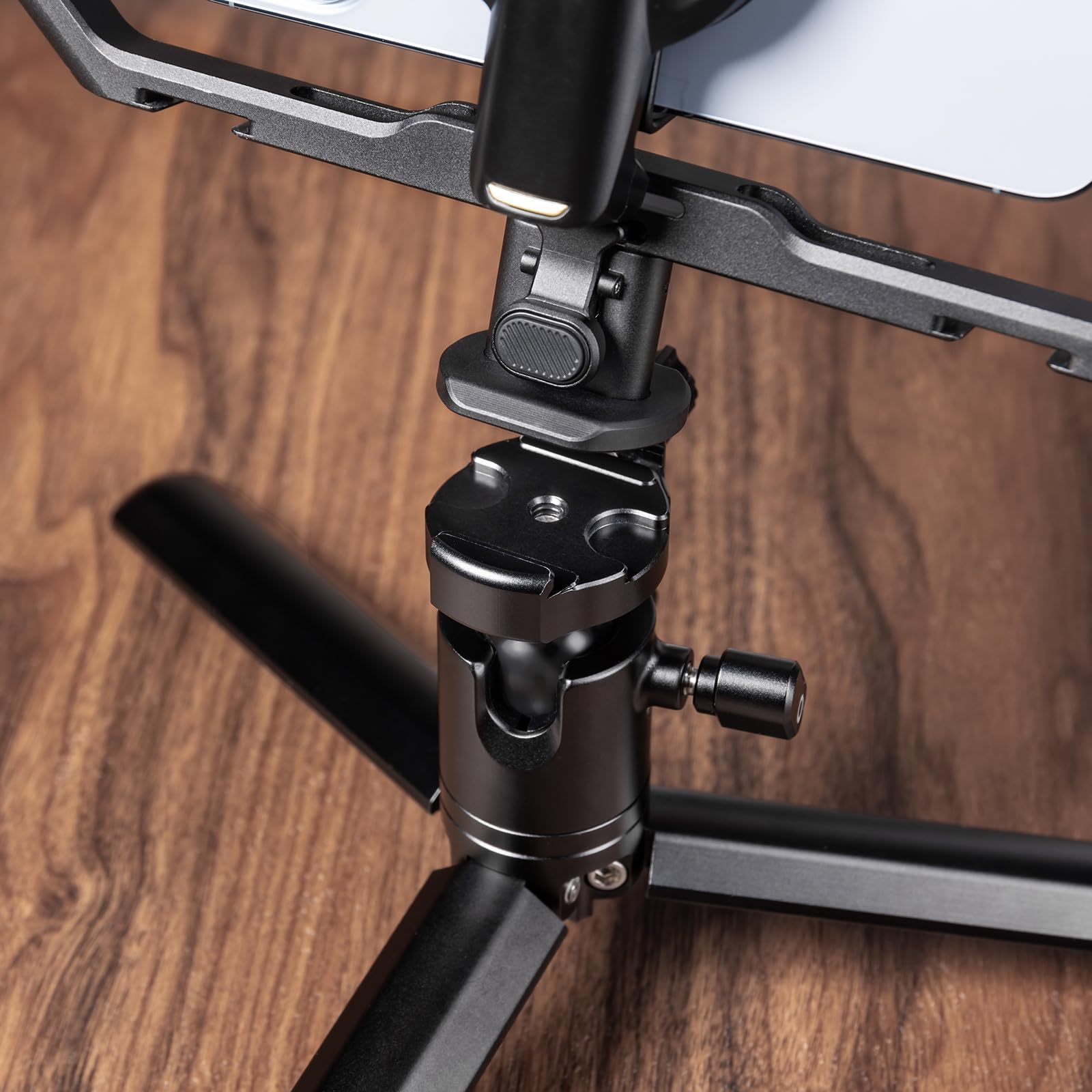 SmallRig Quick Release Adapter for SmallRig Quick-Release Mobile Phone Cage Series, for Tripods, Gimbal Stabilizers, Sliders, and Other Equipment with Tripod Heads for Arca-Swiss - 4609