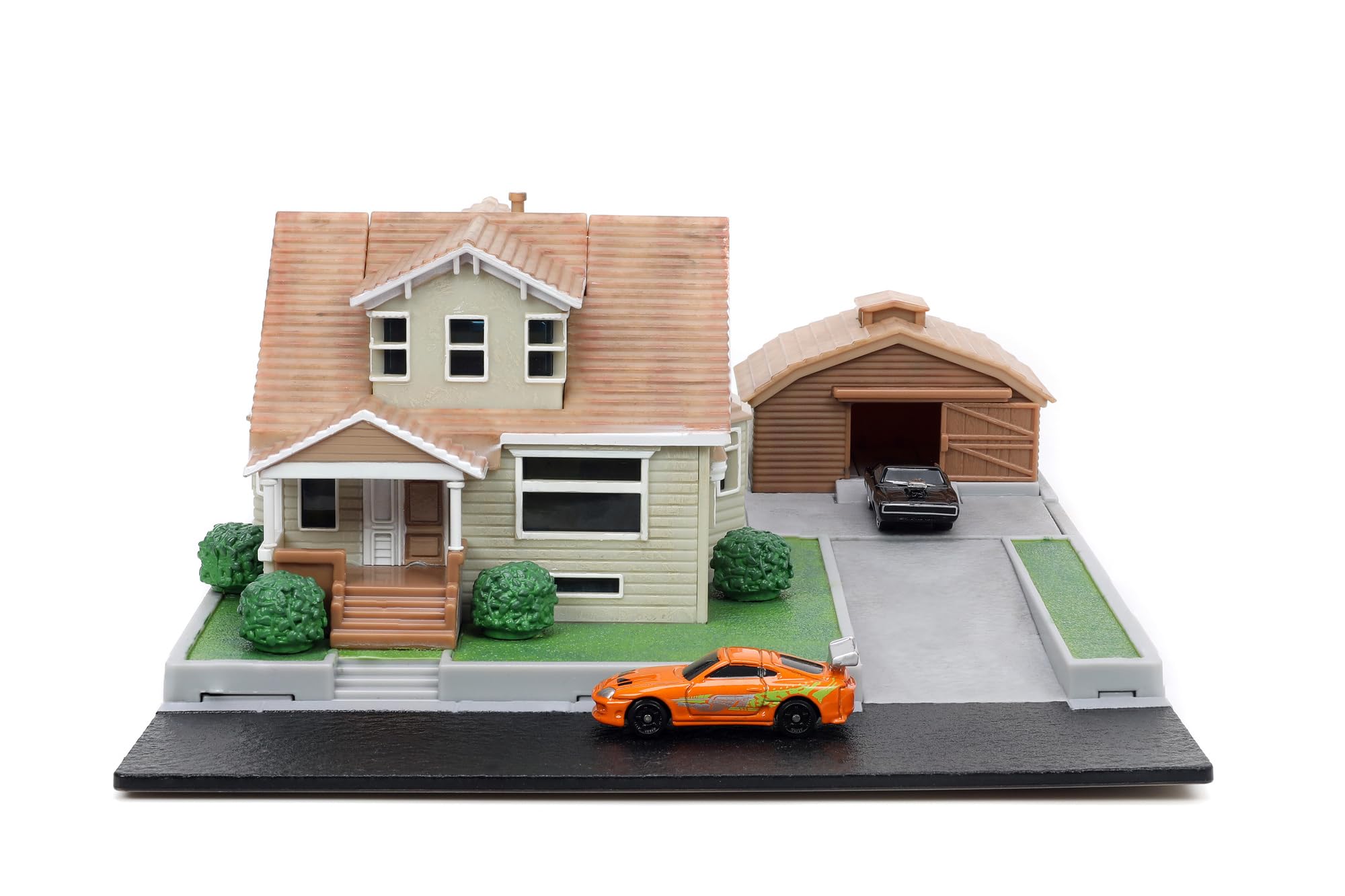 Jada Toys Fast & Furious Nano Hollywood Rides Dom Toretto's House Display Diorama with Two 1.65" Die-Cast Cars, Toys for Kids and Adults