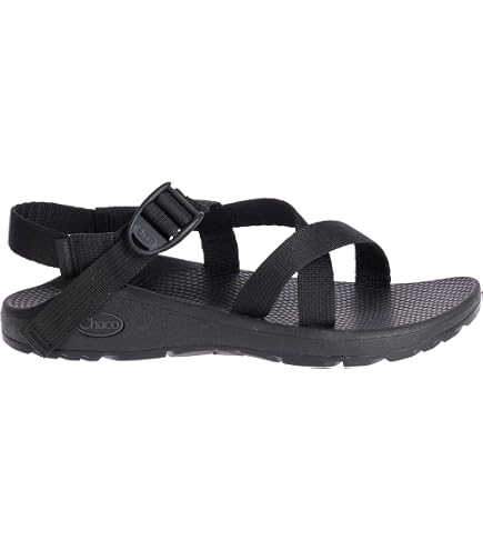 Amazon.com | Chaco Z1 CLASSIC, Black, 5 | Sport Sandals & Slides