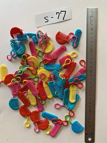 Amazon Co Jp 大量 当時もの 櫛 キーホルダー 昭和のおもちゃ レトロ 駄菓子屋 おもちゃ 昭和レトロ 当時物 ホビー 通販