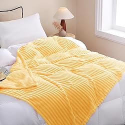 Linecooo Light Yellow Fleece Throw Blanket