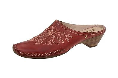 pikolinos clogs