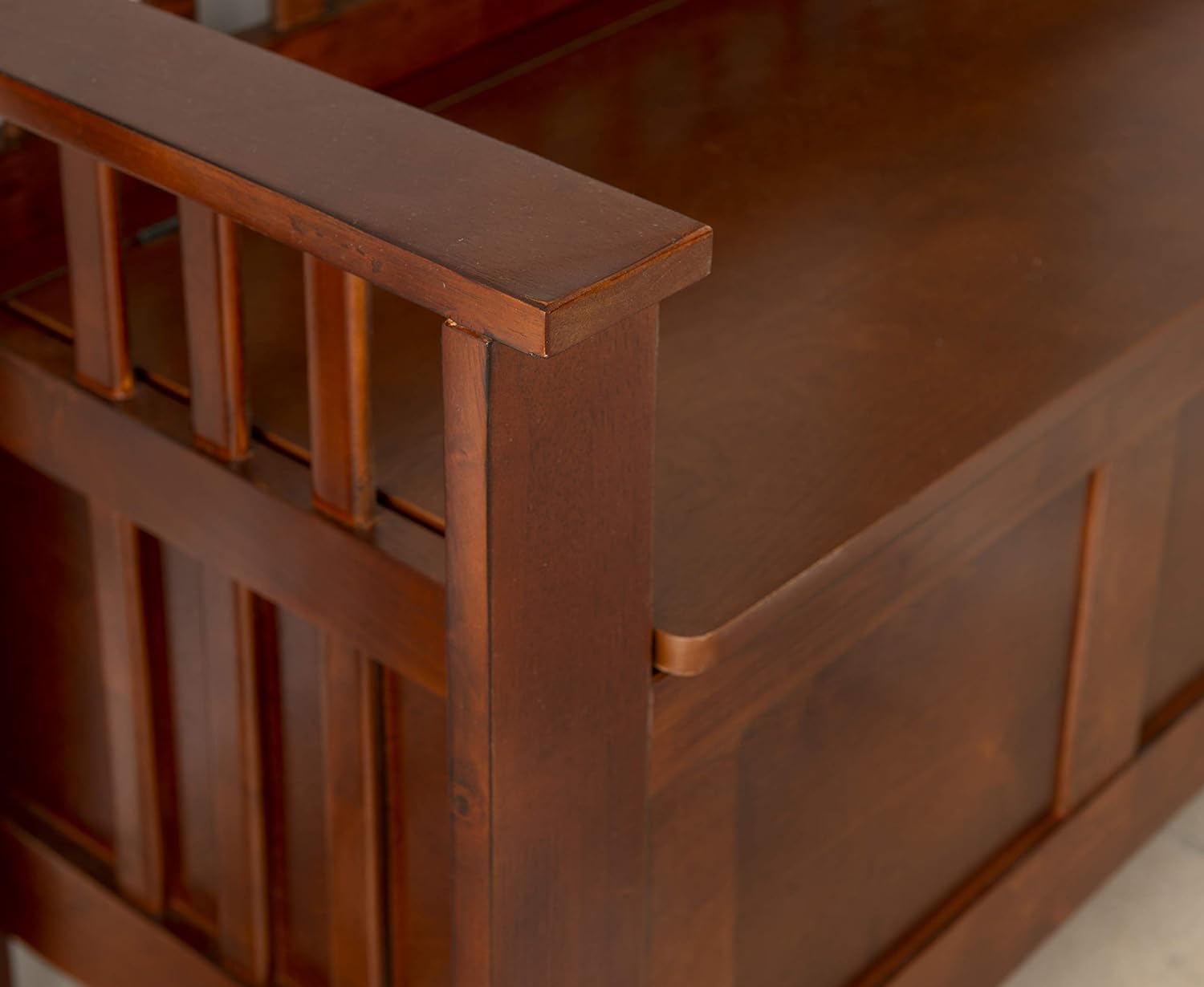 Linon Home Decor Storage Bench with Short Split Seat Storage, Walnut: Kitchen & Dining