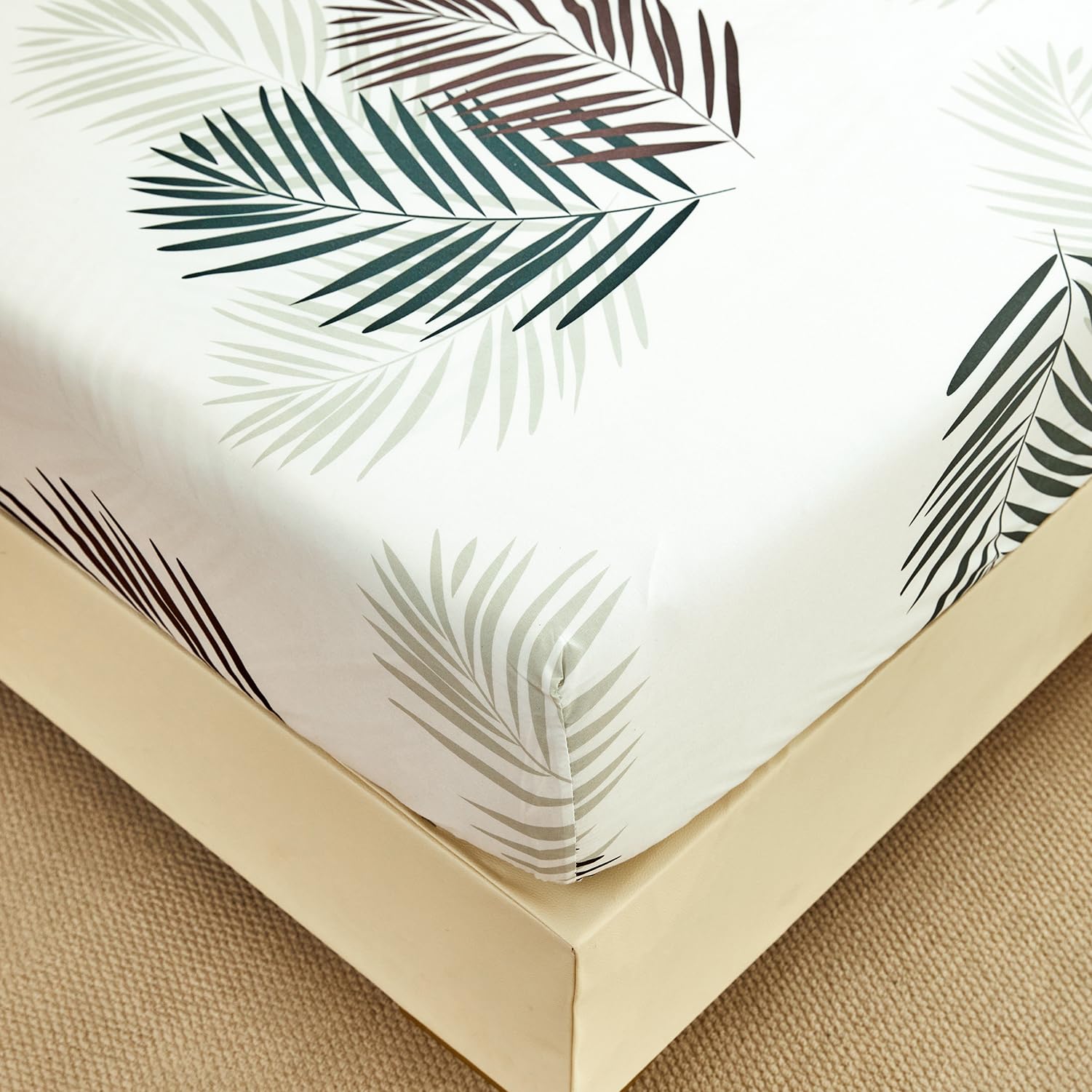 Jemiipee Super King Fitted Sheet White Tropical Leaves Pattern, 30 cm Deep Pocket, Soft Microfiber Botanical Fitted Bed Sheets