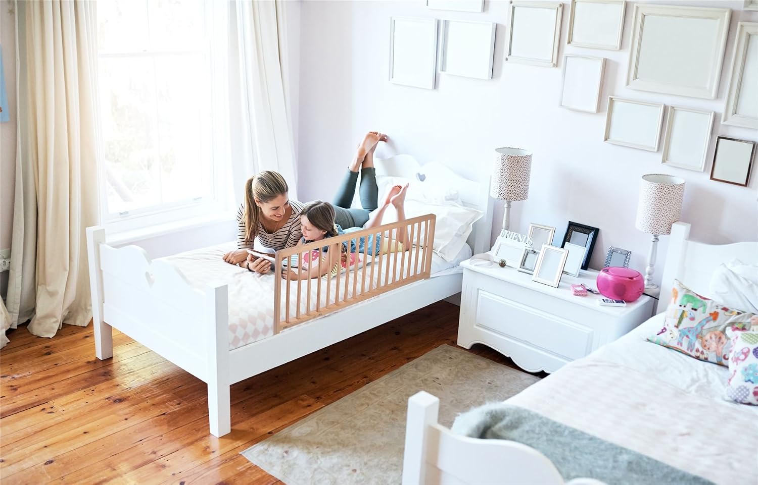 Safetots Extra Wide Extra Tall Wooden Bed Guard, Natural, 60cm High x 140cm Wide - Image 5
