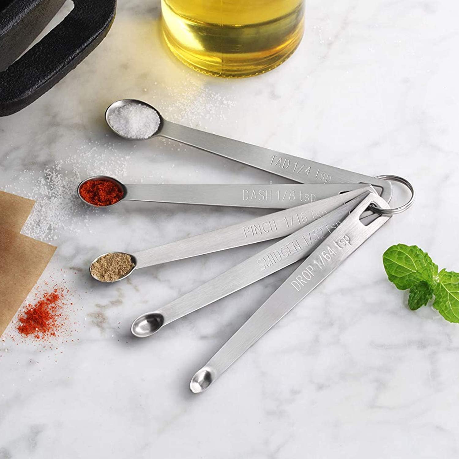 Measuring Spoons Set - 5 Mini Stainless Steel Measuring Spoons for for Dry or Liquid Ingredients - Perfect Fits in Spice Jar - Kitchen Baking & Coocking Tools Set With Hold Ring: Kitchen & Dining