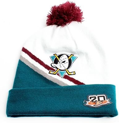 mitchell and ness bobble hat