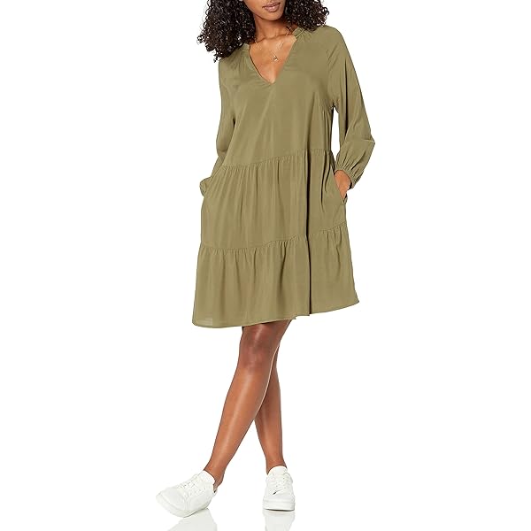 HALSTON HERITAGE Women's Silk Faille Cap-Sleeve Structured Cocktail Dress,  Pistachio, 0 at Amazon Women's Clothing store