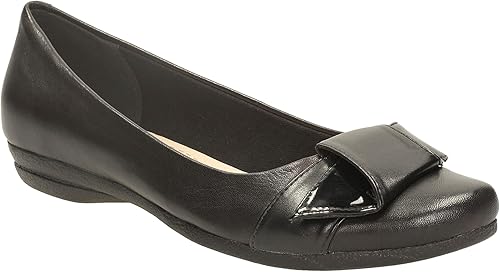clarks ladies ballerina shoes