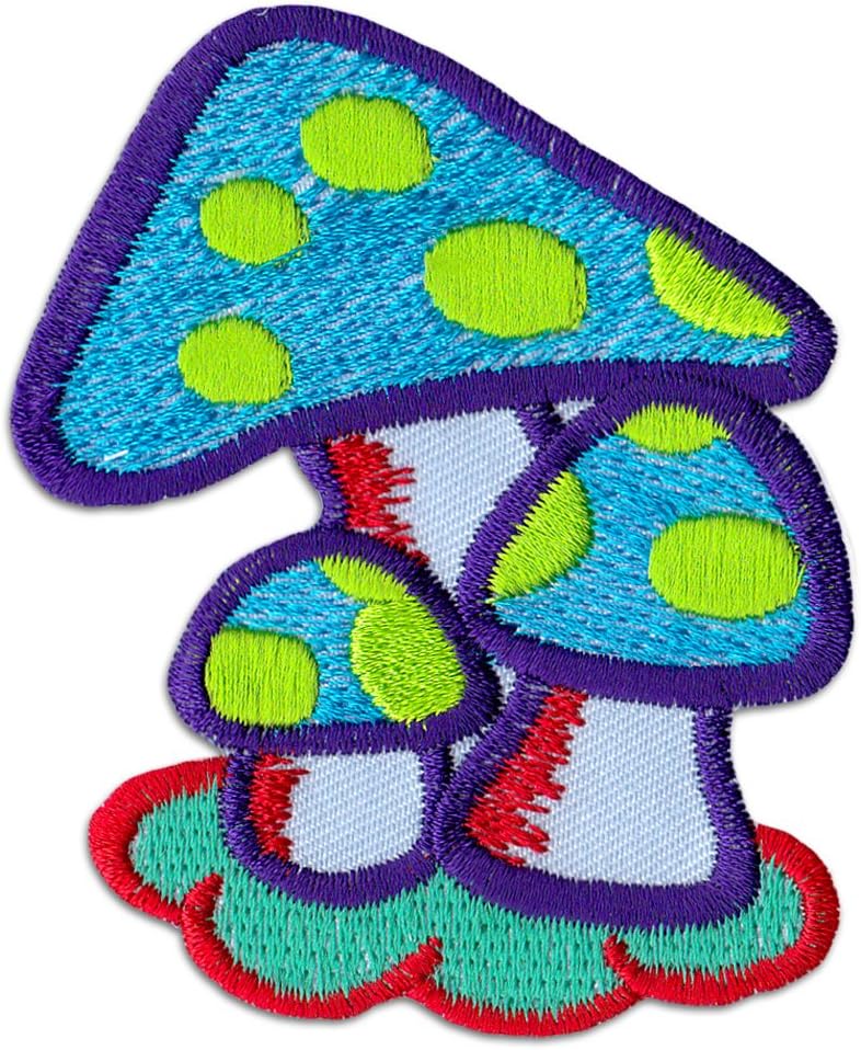 Wakapu Magic Fly Amanita Patch Iron On Sew On Embroidered Mushrooms Ganja Psychedelic Art Party Festival Hemp Shrooms (Small)