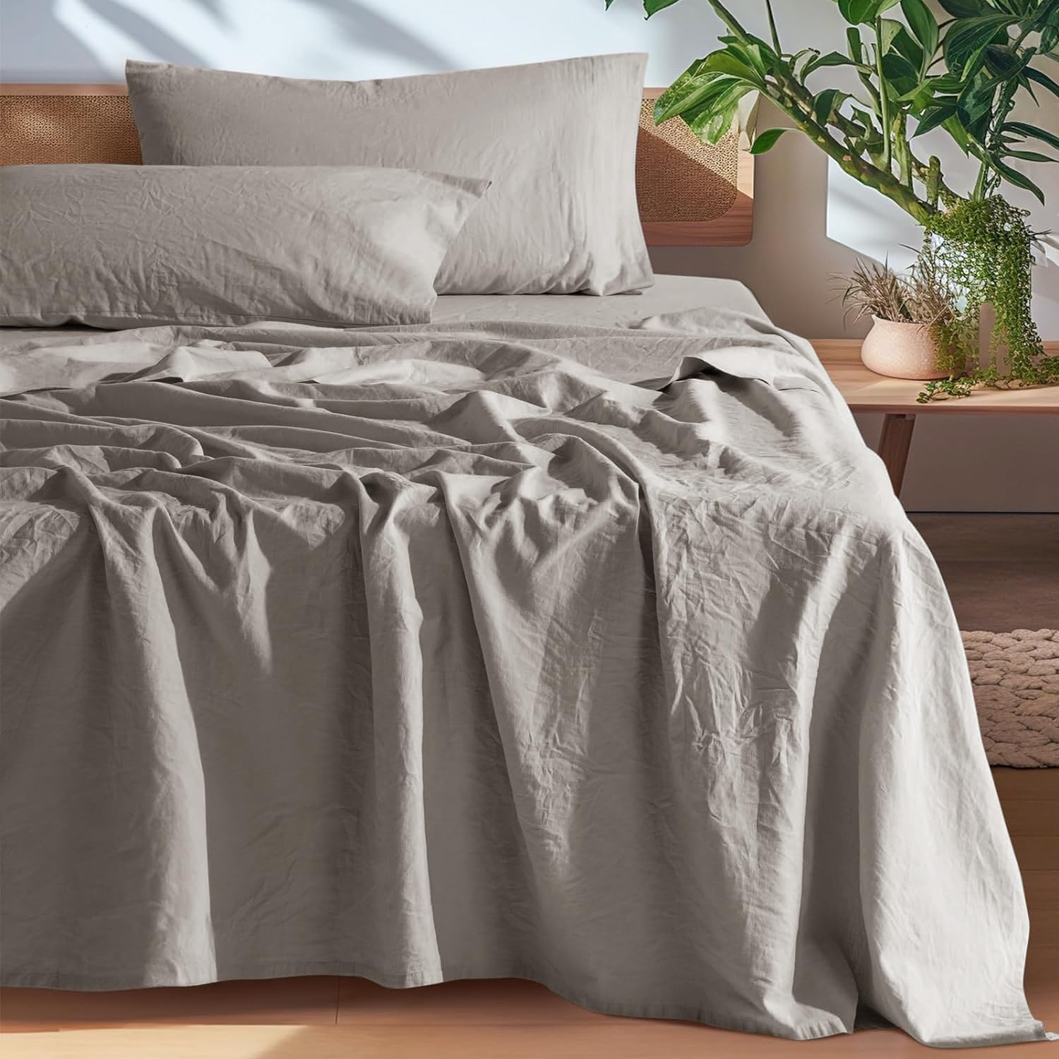 Photo 1 of SONORO KATE 100% French Pure Linen Sheets, Breathable and Durable Linen King Size Sheets, Anti-Tear Linen Bed Sheets, Machine Washable, 16 Inch Deep Pocket - 4 Piece (Mauve Brown, King)