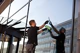 Unger MicroStrip Window Washer Sleeve 35cm with ErgoTec T-bar Handle Green view 9