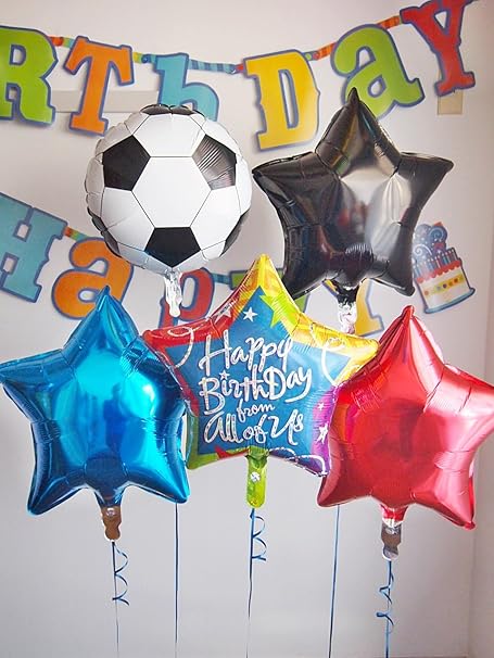 Amazon お誕生日は男の子の大好きなサッカーボールバルーンでお家や会場を素敵に飾ろう サッカーボール With バースデイバルーン セパレートタイプ 楽しく飾ったり ウェルカムギフトで配ったり使い方いろいろ お届け日時指定も可能です 風船 バルーン