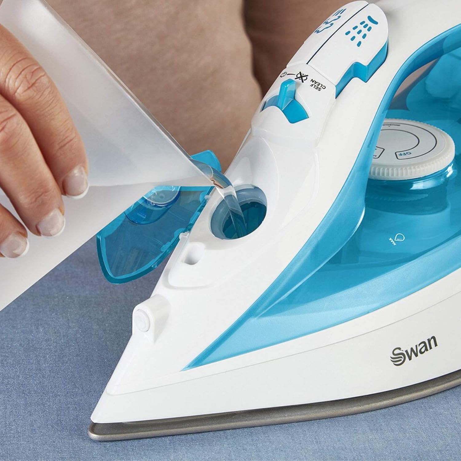 Swan SI16410N 2-in-1 Cord or Cordless Steam Press Iron, Non-Stick Ceramic Soleplate, 2800W, Blue - Image 4