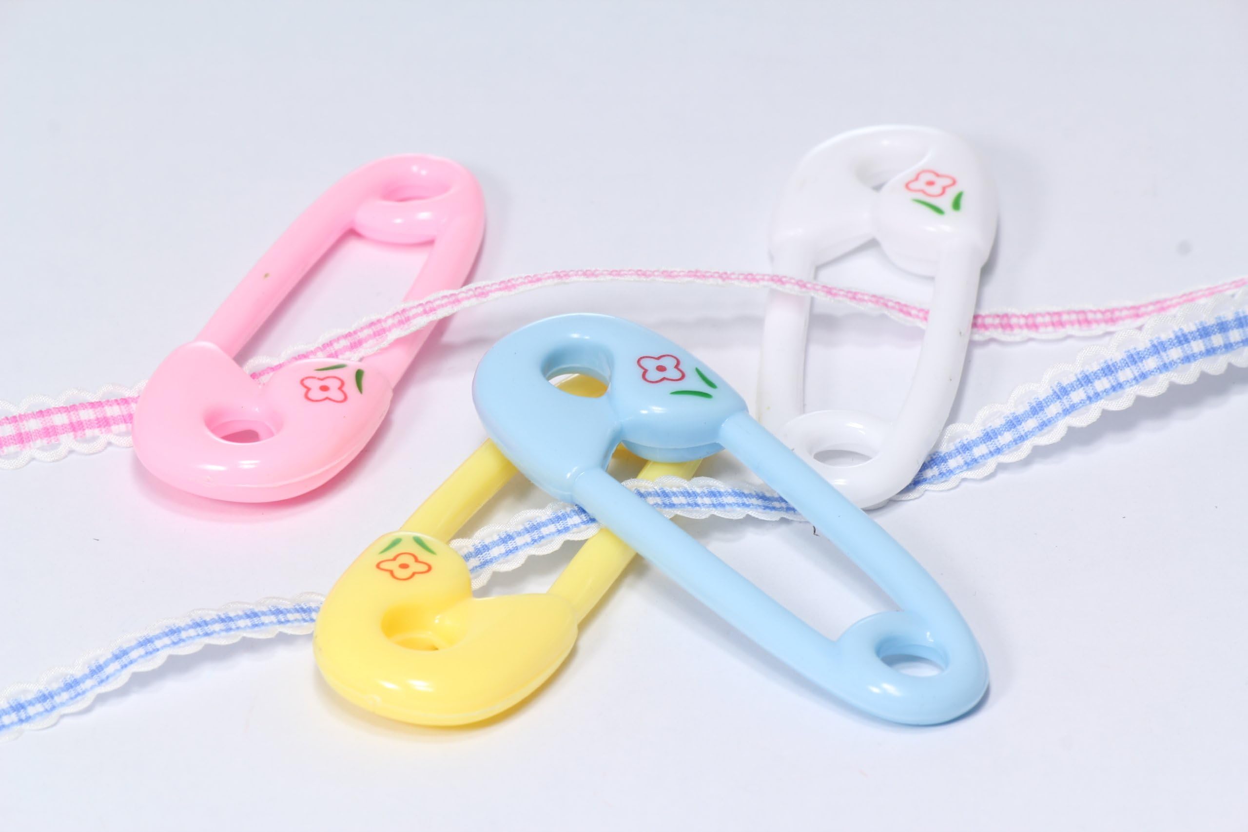 Baby Rattle Safety Pin (Blue)