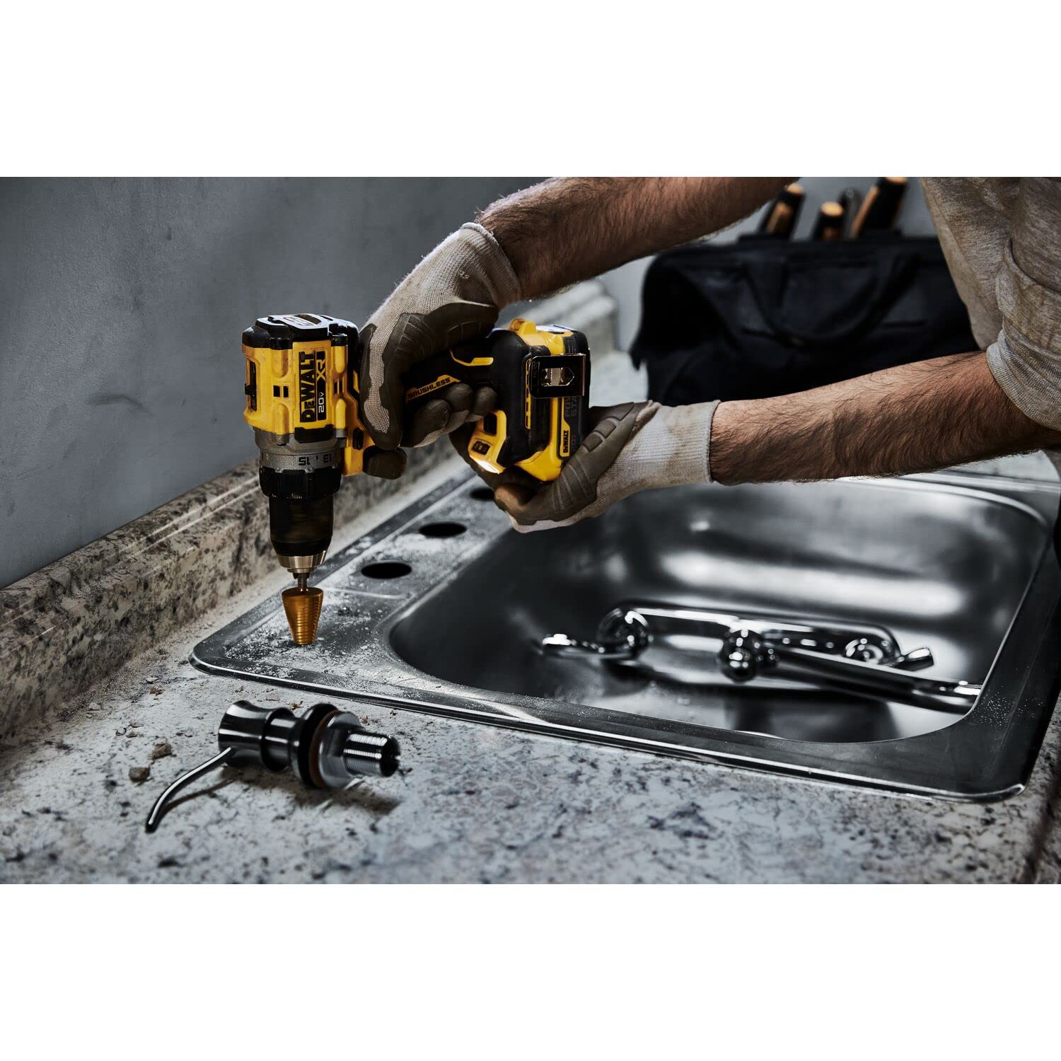 DEWALT 20V MAX XR Compact Cordless Drill and Impact Driver with Powerstack Batteries (DCD800D1E1)