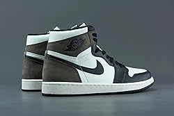 Jordan Mens Air 1 Retro High OG 555088 105 Dark