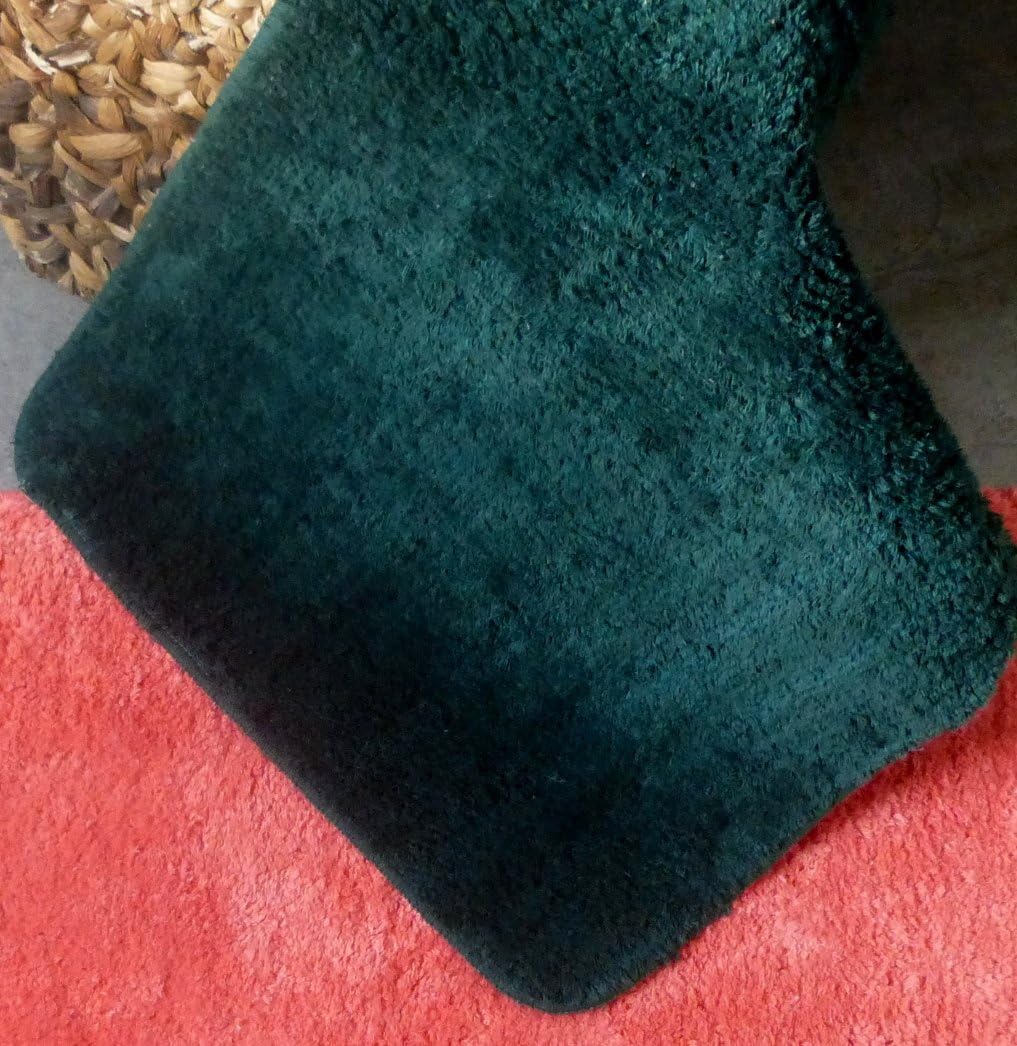 heimtexland Bath Mat/WC Pedestal Mat 50 x 80 cm in Elegant Emerald Green or Just Coral – Super Soft – Quality TYP241, Microfibre, emerald, HxB 50x80 cm