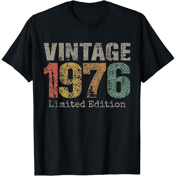 Amazon.com: Vintage August 1971 Bday Graphic 50 Years Old 50th