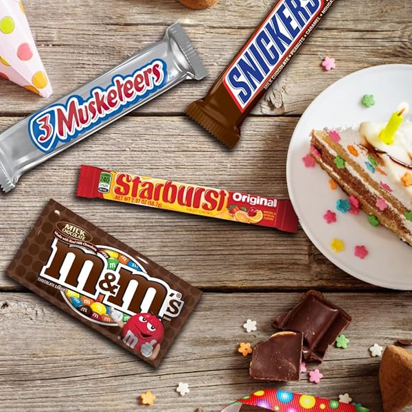 MARS M&M’S, SNICKERS, 3 MUSKETEERS, SKITTLES & STARBURST VARIETY PACK FULL SIZE BULK CANDY ASSORTMENT, 56.11 OZ, 30 COUNT