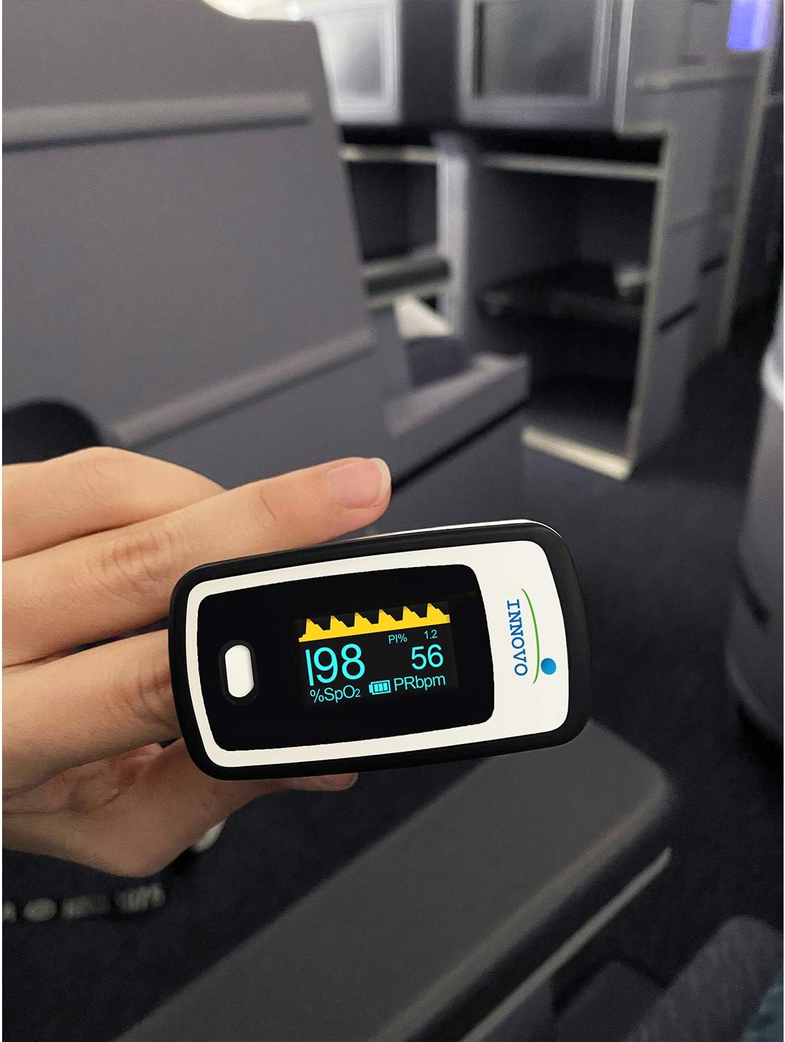 Innovo Deluxe iP900AP Fingertip Pulse Oximeter with Plethysmograph and Perfusion Index (Off-White with Black): Health & Personal Care