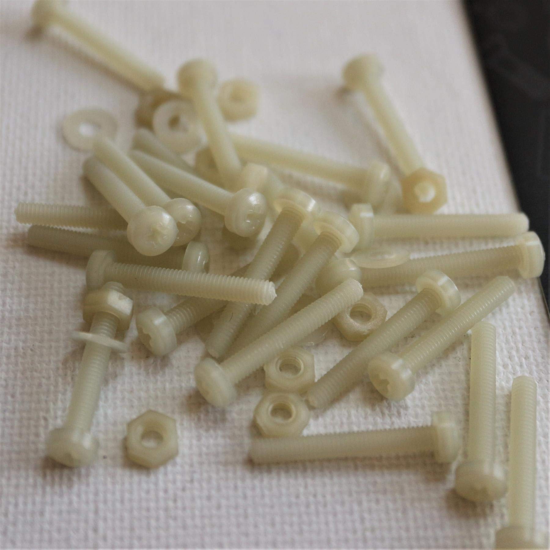 50 x Glass Filled Reinforced Super Nylon Pan Head, Crosshead Machine Screws, M3 x 20mm, Plastic Nuts and Bolts, Washers,