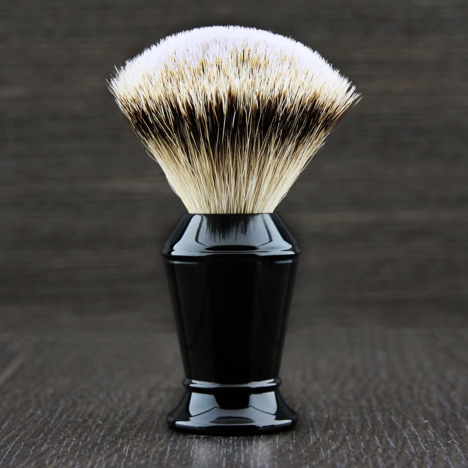 Silver Tip Badger Hair Shaving Brush in Black Handle. Easy to maintain Hair. - Image 3