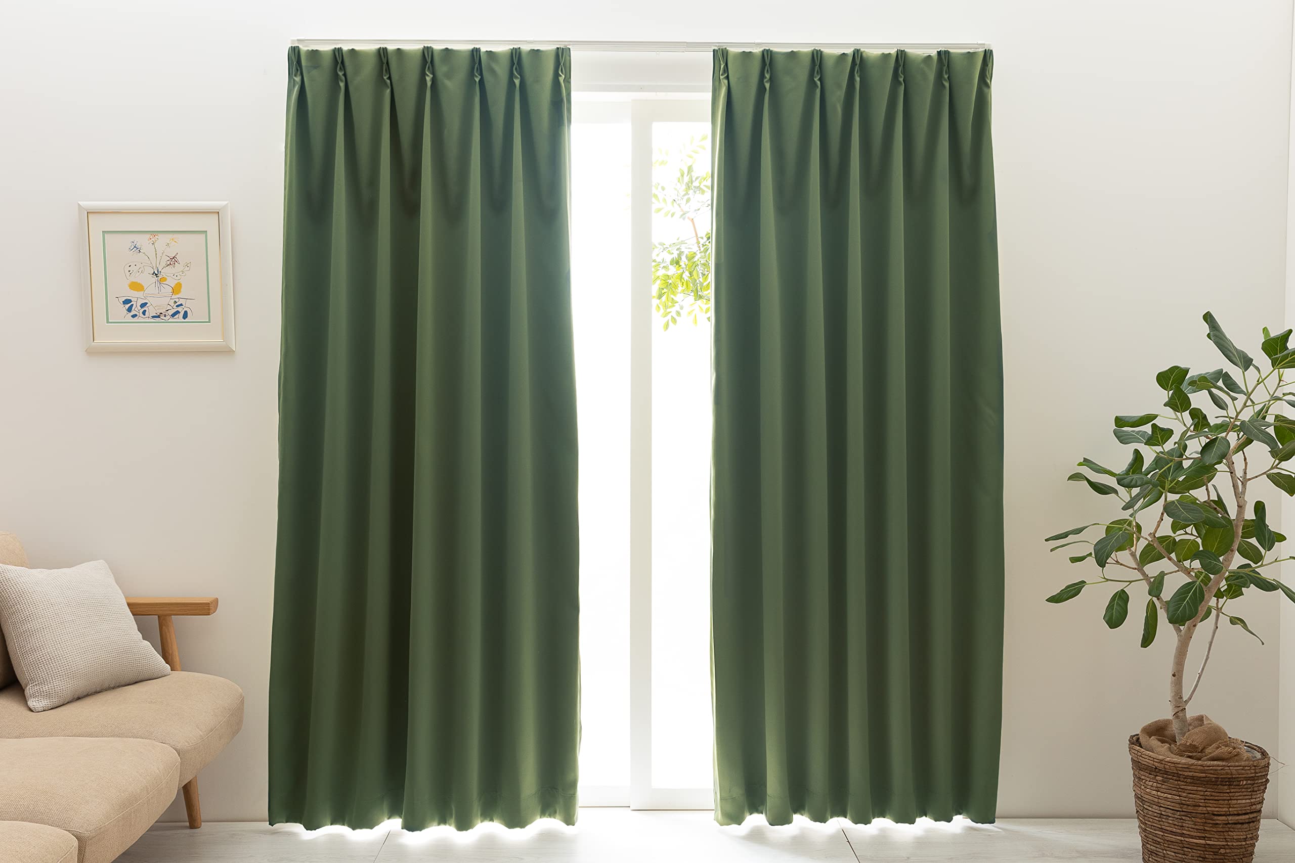 ユニベール 1級遮光 防炎 防炎ラベル付き 節電 省エネ 断熱 保温 日本製 無地 寝室 リビング カーテン 幅100cm×丈200cm 2枚 ベルーイ ミッドグリーン商品画像