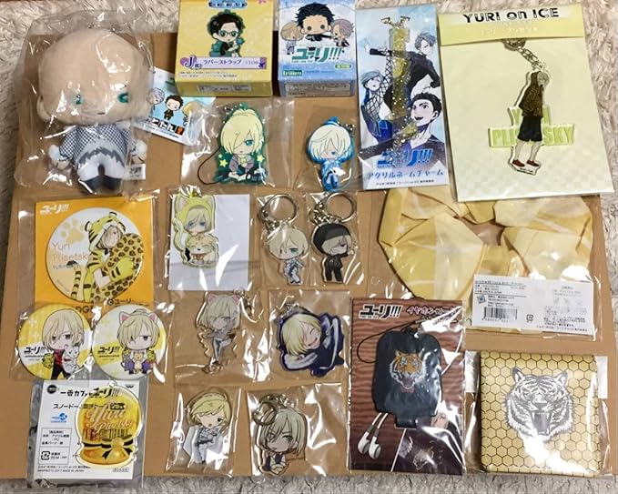 Amazon ユーリ On Iceユーリ プリセッキーユリオグッズ19点セットラバーストラップアクリルキーホルダー缶バッジナンジャ一番くじ アニメ 萌えグッズ 通販