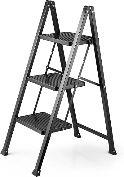 VonHaus Slim 3 Step Ladder Anti Slip Feet 150kg Black Folding