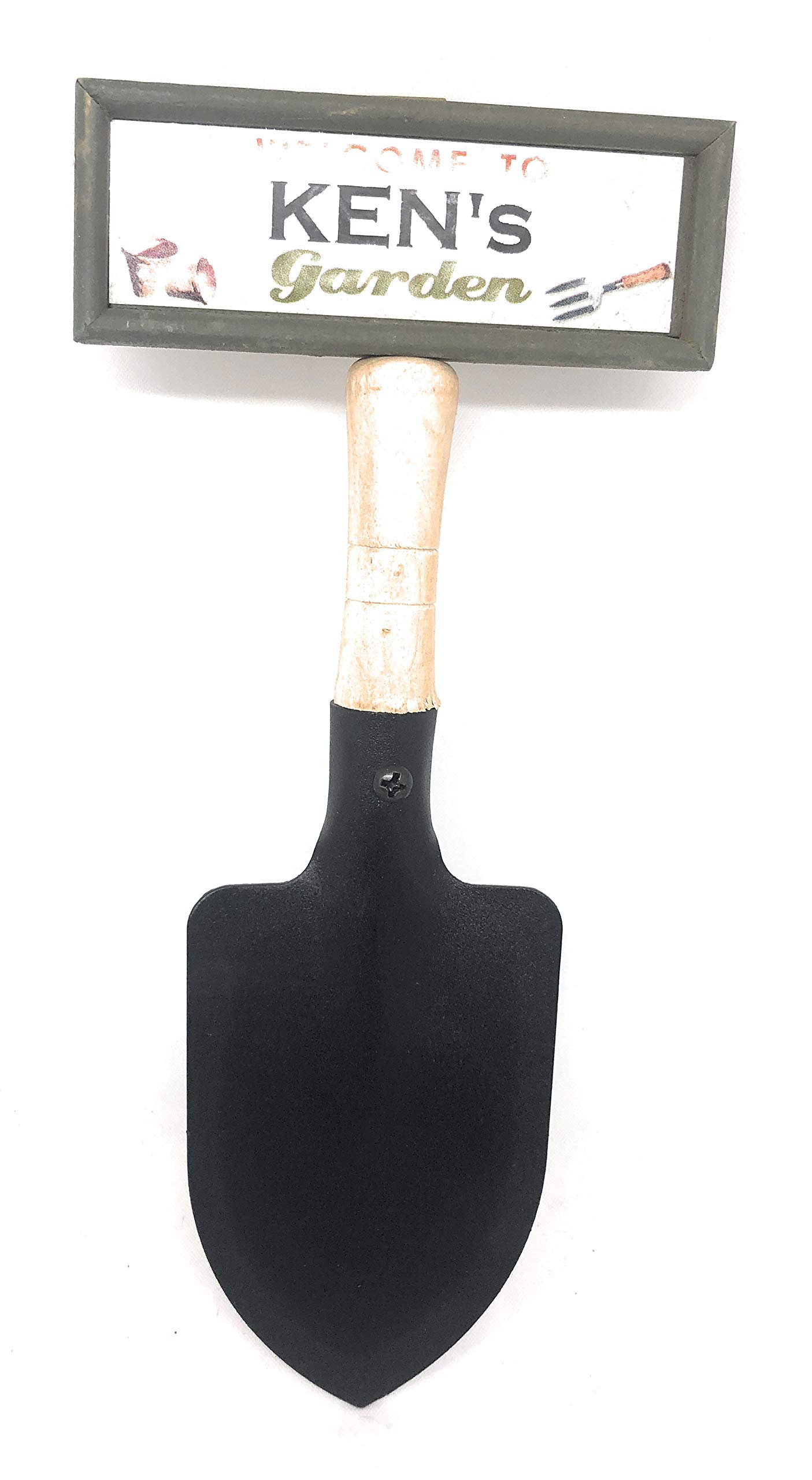 "Welcome to Ken's garden" hanging shovel sign