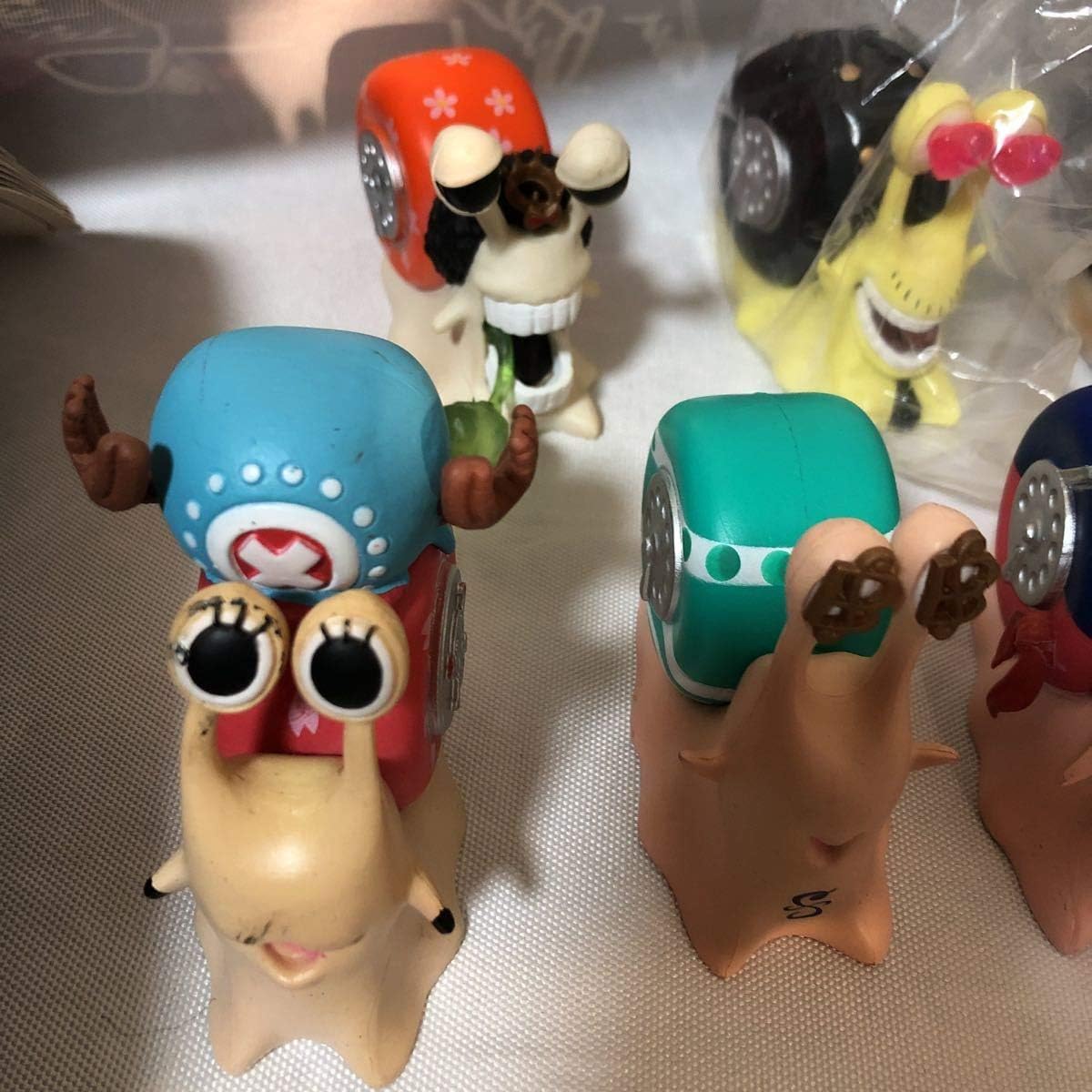 高級感 電伝虫 新品 ワンピース フィギュア 12体セット ノーブランド 海外 コミック アニメ