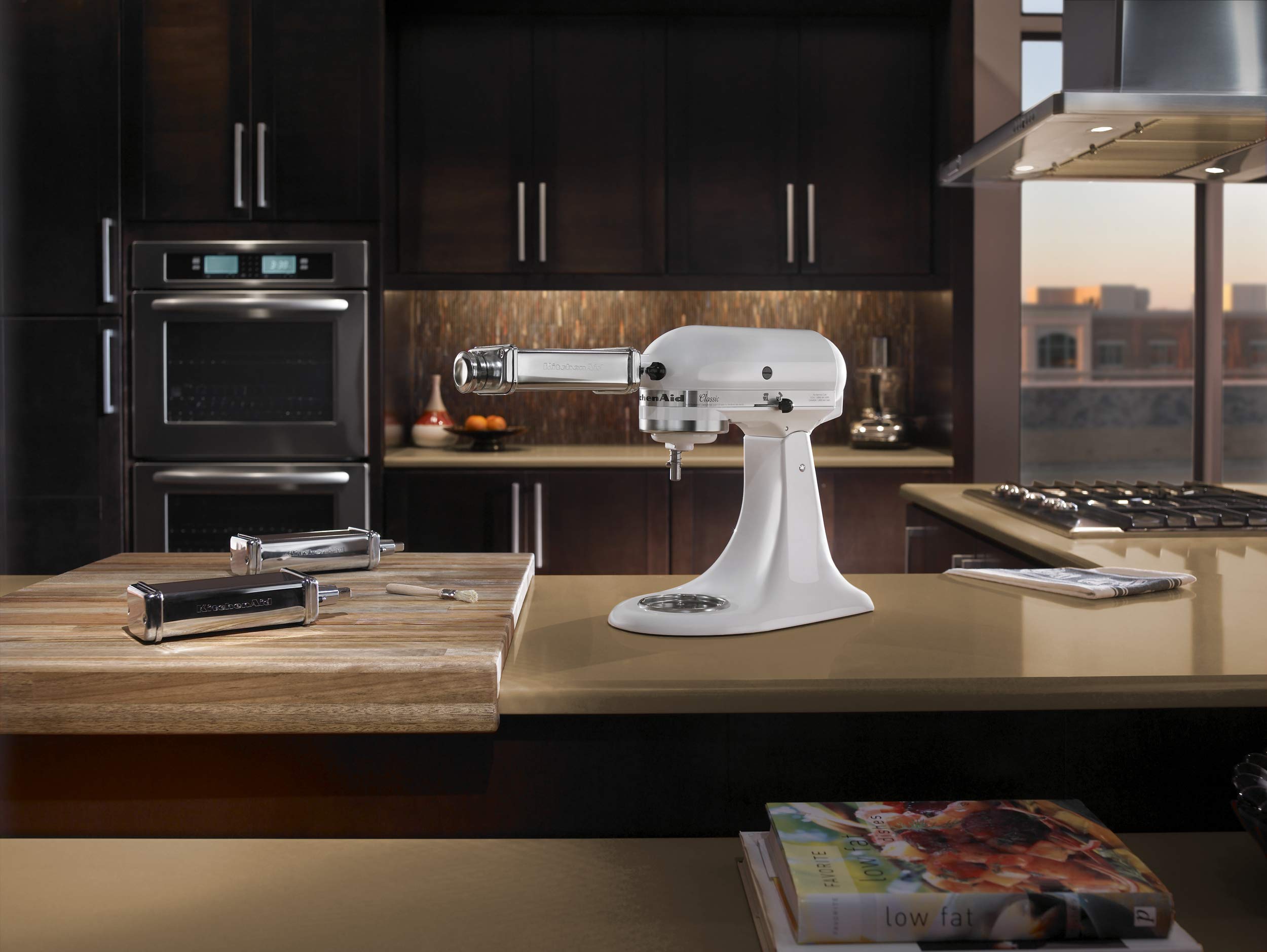 KitchenAid Classic Series 4.5 Quart TiltHead Stand Mixer, White