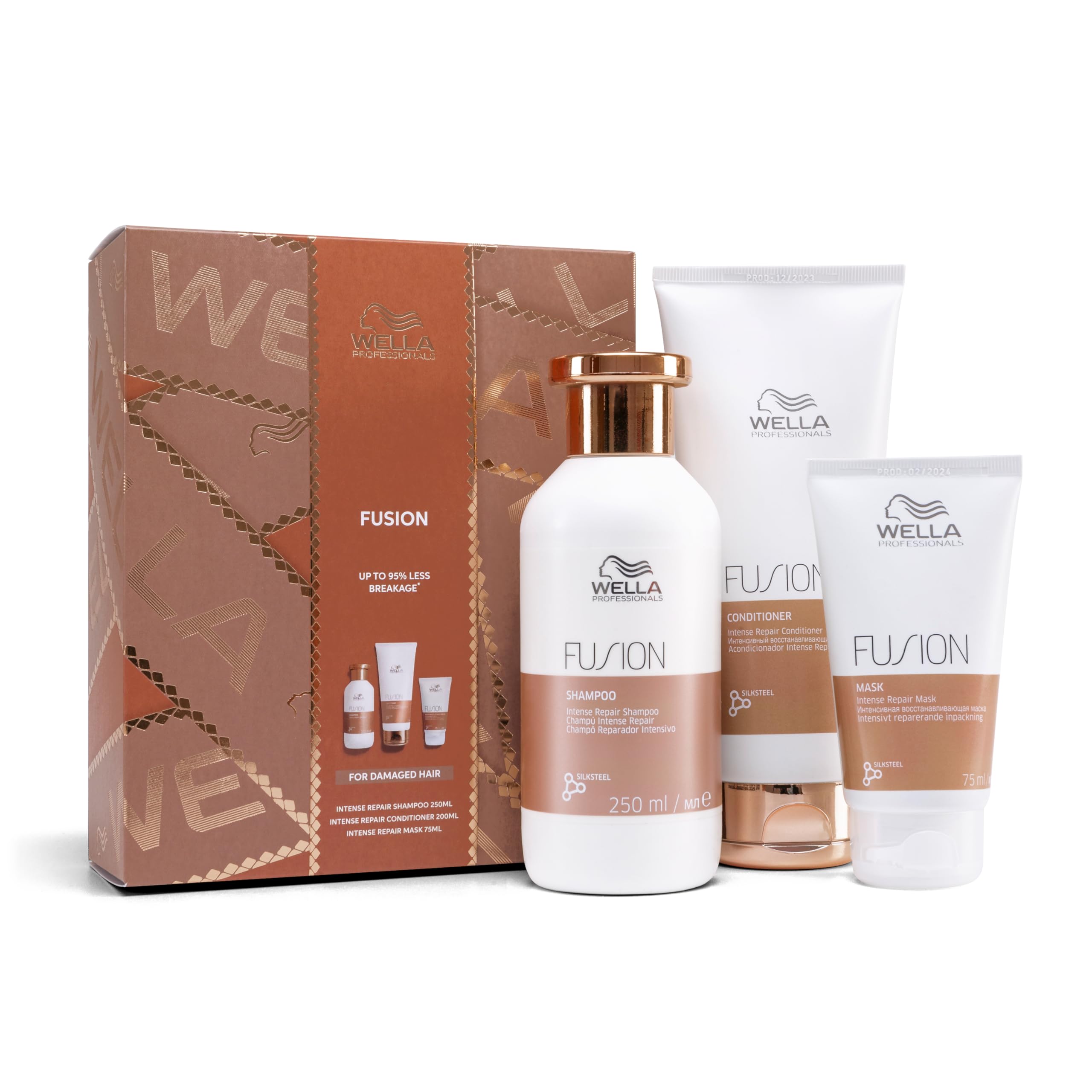 Wella Professionals Fusion Gift Set - Includes Shampoo, Conditioner and Hair Mask - Protection against Breakage & Damage, Deep Repair - Perfect for Christmas