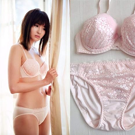 Amazon 元乃木坂46 井上小百合 ランジェリー 下着 写真集掲載モデル アニメ 萌えグッズ 通販
