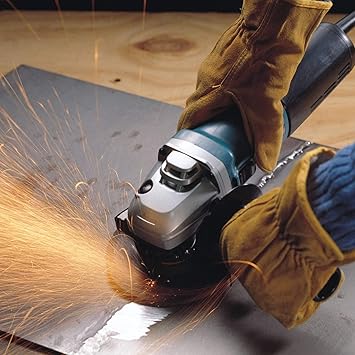 Makita 9565CV featured image 5