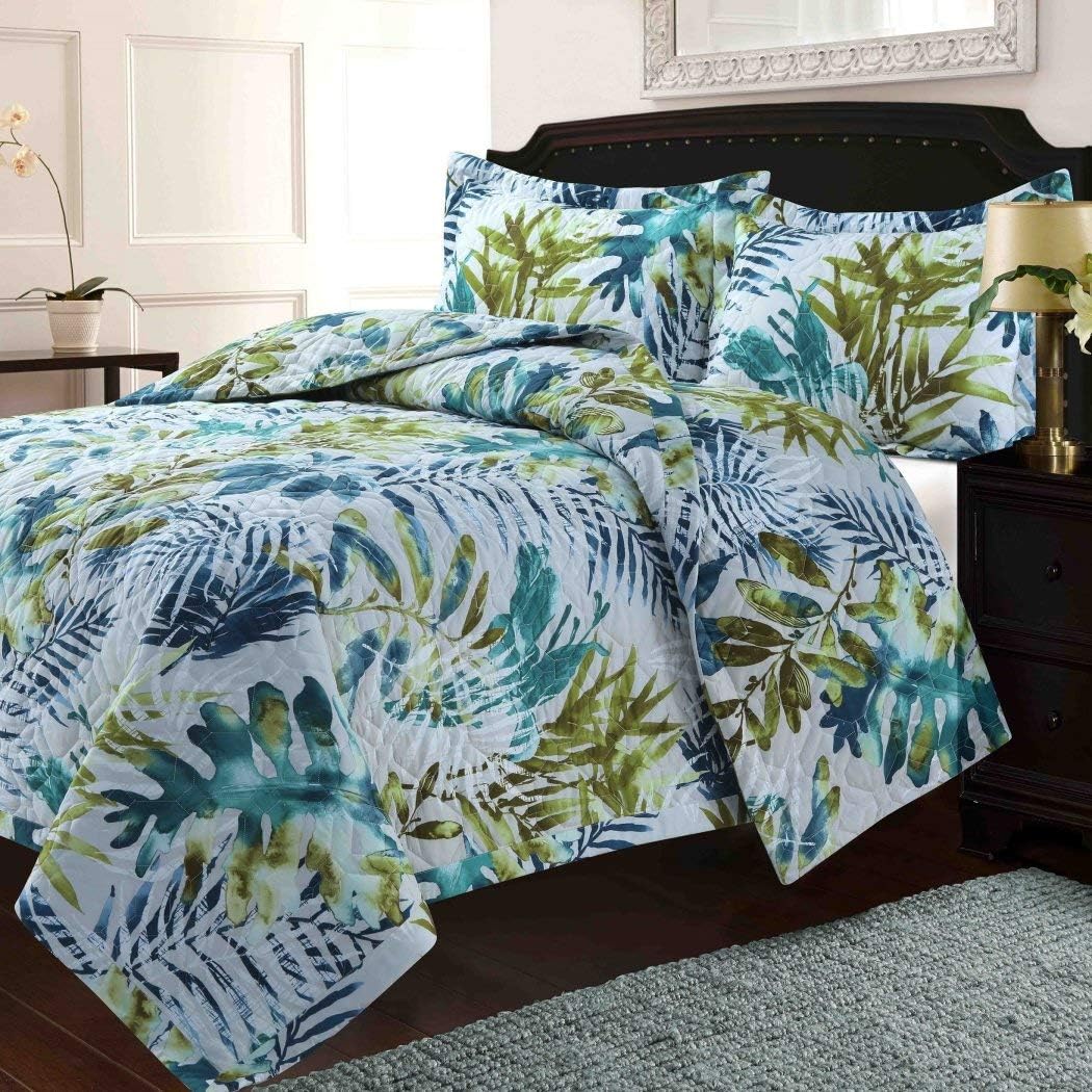 2 Piece Blue Green White Twin Quilt Set, Geometric Pattern