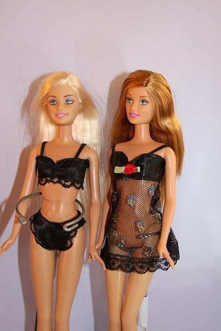 barbie en ropa interior