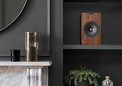 KEF Q150 Bookshelf Speakers - Pair